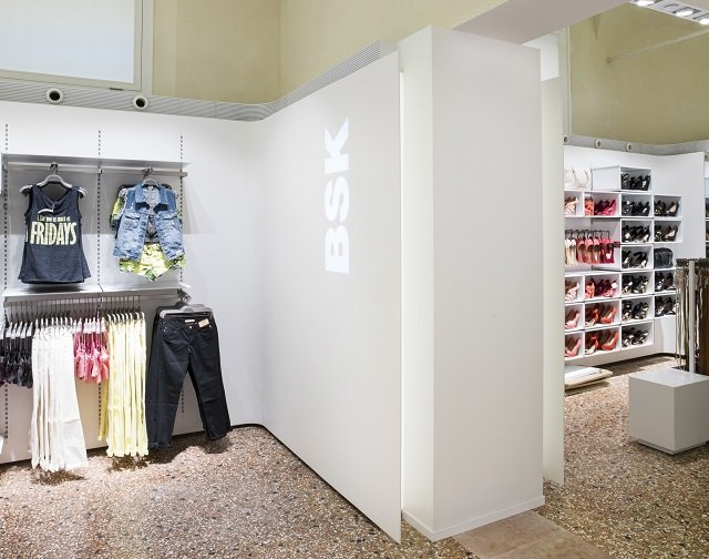 PROJEKT KRION®: BERSHKA STORE (BOLONIA)