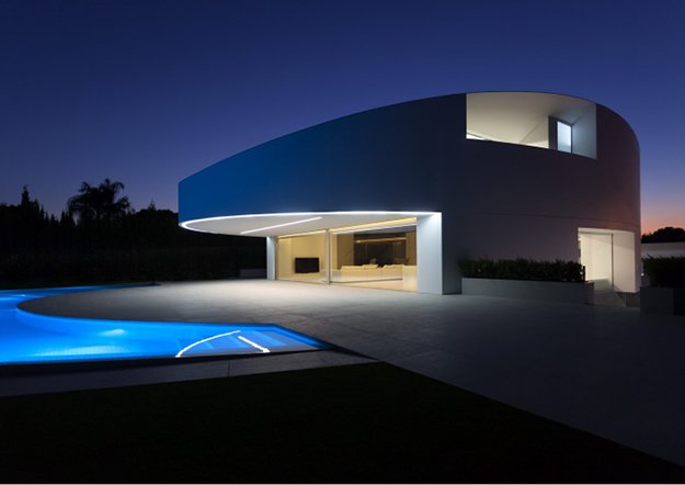 Casa Balint - Fran Silvestre Arquitectos amazes again with KRION® 