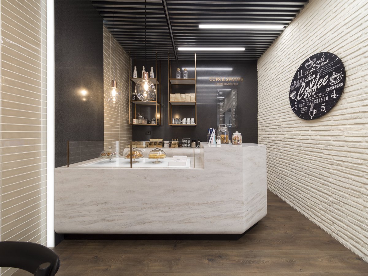 Decorating small restaurants