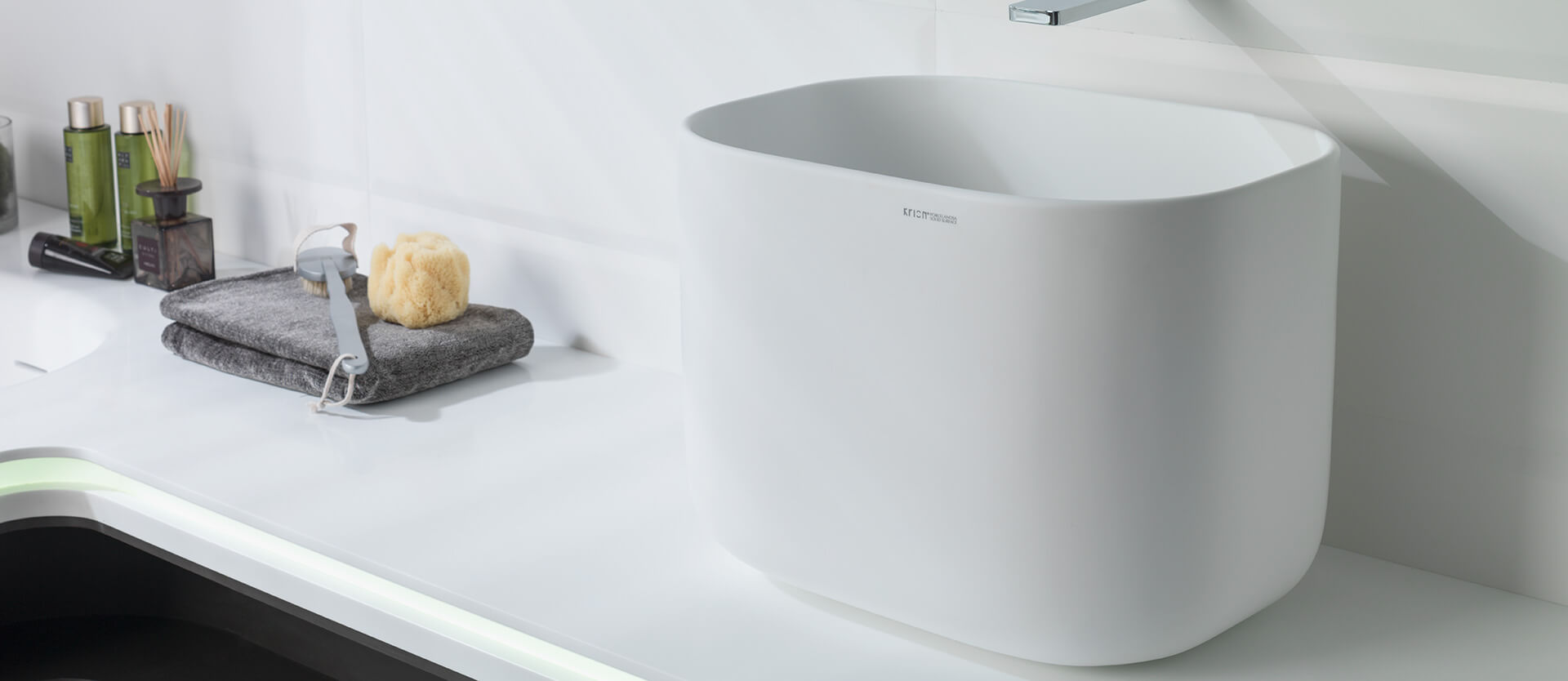 Krion® solid surface-wastafel met modern en elegant design