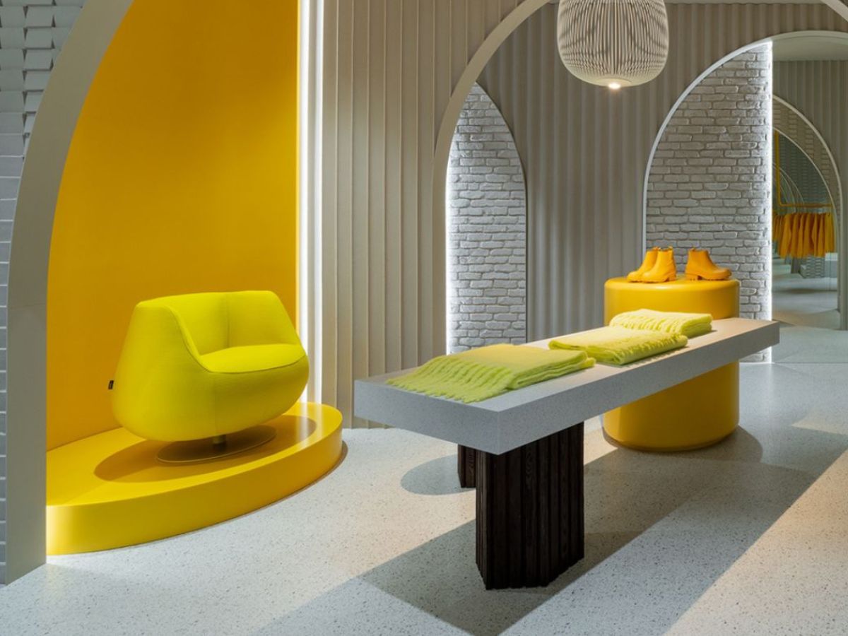 Contemporary interior space with creative use of trend colors in decorative projects